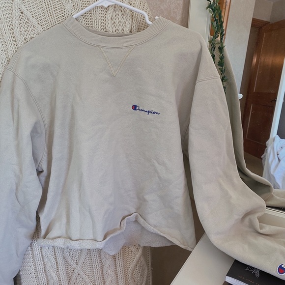 Champion Other - Men’s Champion crewneck sweatshirt, cropped